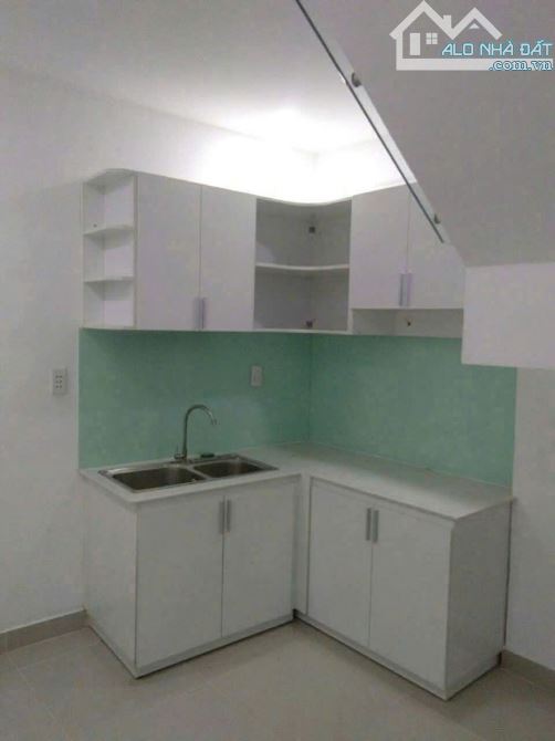 Bán nhà 1 trệt 1 lầu mới đẹp sổ riêng thổ cư gần ngã ba thành,  Trung Dũng - 4
