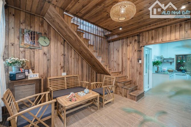 Chỉ 6 tỷ, Nhà Gỗ Cao Cấp đường Trần Phú, Cách Hồ Xuân Hường 500 mét ✨🏡 - 4