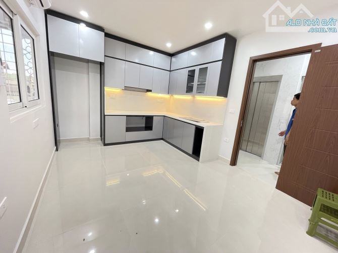 Bán nhà Tôn Đức Thắng, 46mx6 tầng, giá 17.3 tỉ, ngõ ô tô, kinh doanh đỉnh cao đa dạng - 4