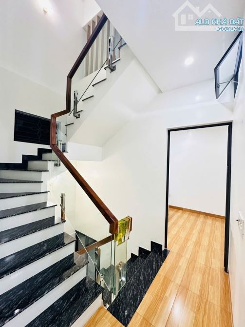 Bán nhà Trần Nguyên Hãn, An Dương, Lê Chân, Hải Phòng. 3 tầng, 44m2, 3,15 tỷ. Ngang 5m, ng - 4