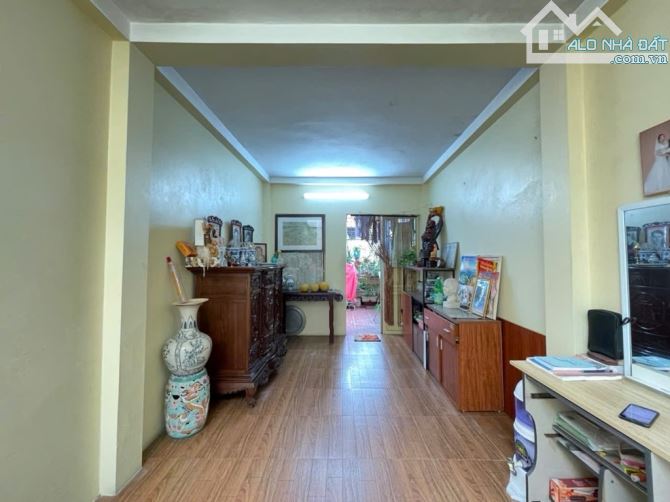 Bán siêu phẩm phố vip hào nam TT đống đa ô tô đỗ cách 10M -20m ra mặt phố thoáng sáng - 4