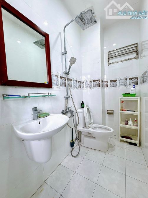 🐙☜DỌN VỀ QUÊ SỐNG, BÁN GẤP NHÀ NƠ TRANG LONG NHIỀU PHÒNG, 58m2, HẺM RỘNG RÃI, CHỈ 7.45TY - 4