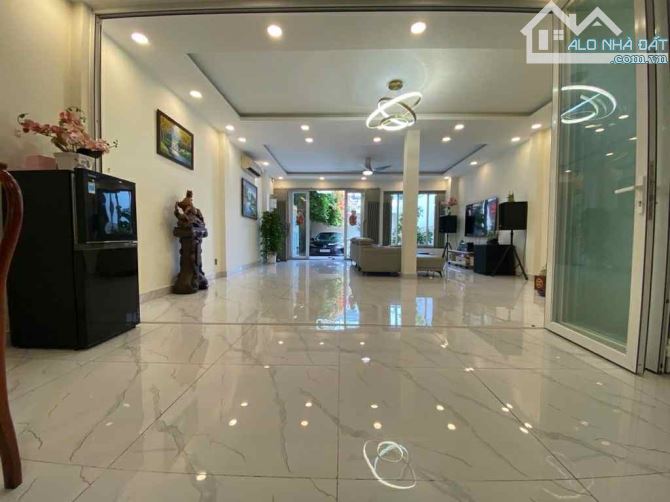 Biệt thự Mặt Tiền Bàu Cát 6,8*28,p.14,Tân Bình - 4