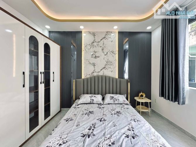NHÀ MỚI ĐẸP – NGANG 8.5M - FULL NỘI THẤT - 4 TẦNG - 5 PHÒNG MASTER - HOÀNG HOA THÁM - 4