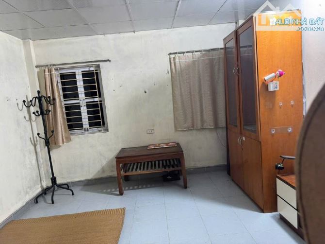 NGUYỄN VĂN CỪ NHÀ 3 TẦNG Ở NGAY - ĐẤT Ở ĐÓNG THUẾ HÀNG NĂM - 2.35 TỶ - 4