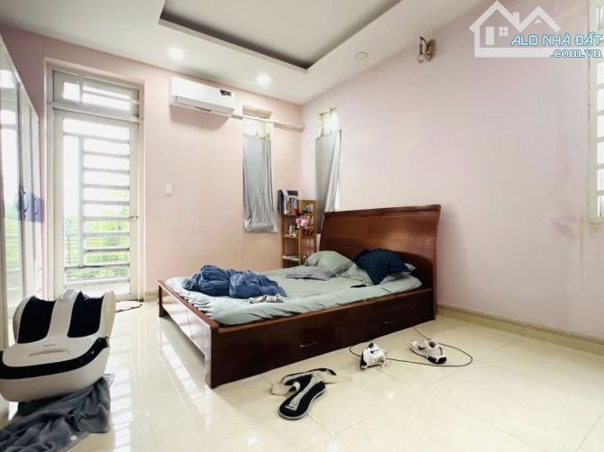 Nhà 2 Tầng hẻm 5m 1/ TÂN HIỆP 17, Hóc Môn - Diện tích 257m2 (10 x 33), nhà đẹp vào ở ngay. - 4