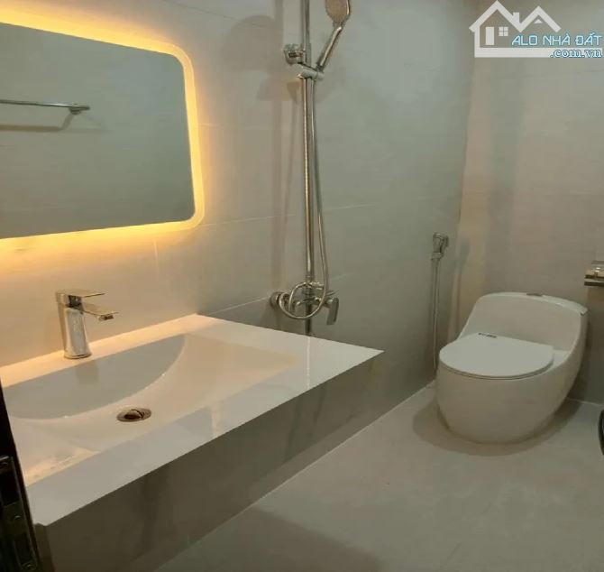 BÁN GẤP NHÀ ĐẸP DÂN XÂY CẦU GIẤY ,NGÕ THÔNG THOÁNG SỔ ĐỎ VUÔNG, DT 45M2, GIÁ NHỈNH 10 TỶ - 4