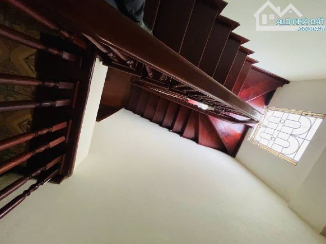 Bán nhà Đường Láng, phân lô, cực gần oto, nhà đẹp ở ngay, DT 40m2 x 4T, MT 4.2m, chỉ 10 tỷ - 4