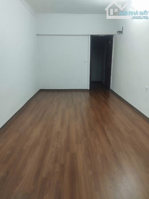 Cho thuê nhà ngõ ô tô Phố Điện Biên Phủ, 4 tầng 35m2, 3 ngủ, 3 vệ sinh  Vp kết hợp ở - 4