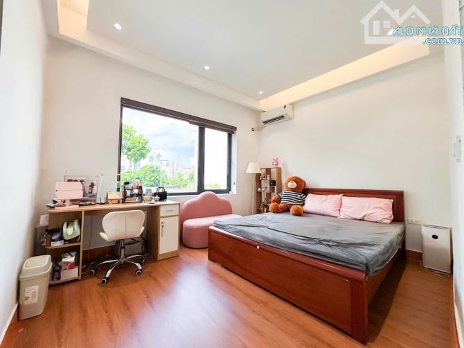 Bán nhà mặt phố khu Đông Nam Cường, TP Hải Dương, 81m2, 3 tầng, 4 ngủ, mt 4.5m, hè 5m - 4