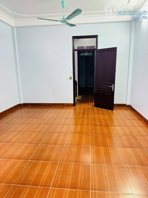 XUÂN ĐỈNH BẮC TỪ LIÊM 10TỶ 62M 4T MT 5M NGÕ NÔNG RỘNG ÔTÔ QUA NHÀ ĐẸP DÂN XÂY CHẮC CHẮN - 4