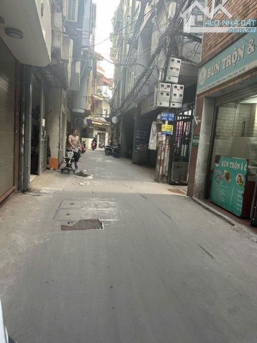 Bán nhà ngõ 73 Hoàng Ngân, DT 69m, 3 tầng, MT 5.5m, giá 12.4 tỷ. - 5