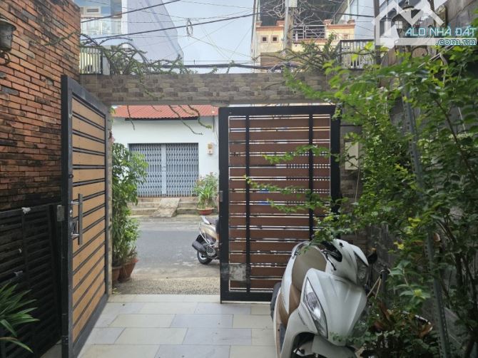 Gấp bán nhà Thủ Đức, giá 9 tỷ, 4 tầng, dt 95m2, cạnh Tô Ngọc Vân. - 5