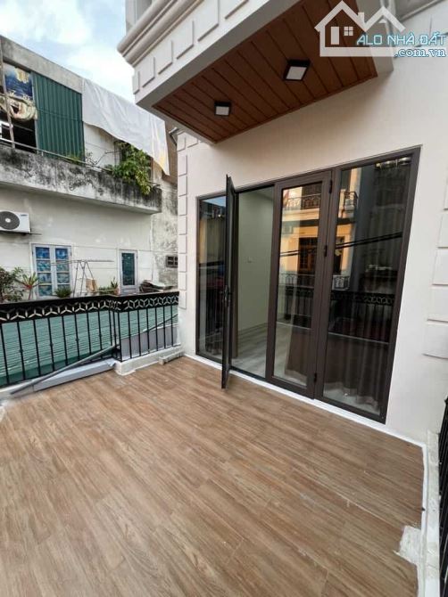 Bán Nhà Hoàng Mai 43m2 dân xây 4 tầng,4 phòng ngủ ở luôn.Giá 5.7 tỷ! - 5