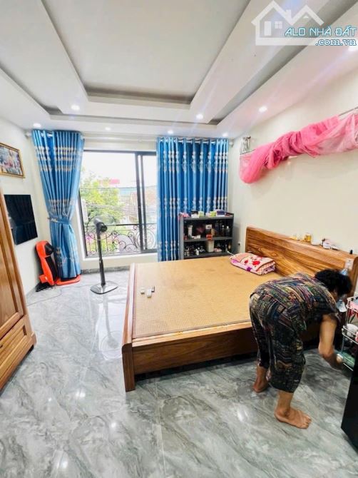 💥💥 HOÀI ĐỨC-45M-4 TẦNG-DÂN XÂY CHẮC CHẮN 🌹🌹 PHÂN LÔ - Ô TÔ - KINH DOANH - NHÀ DÂN TỰ X - 5