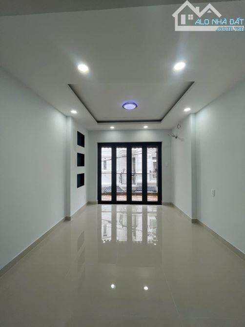 BÁN NHÀ HẺM XE HƠI GẦN CV LÊ THỊ RIÊNG- 42M2-4 TẦNG- NHỈNH 7 TỶ - 5