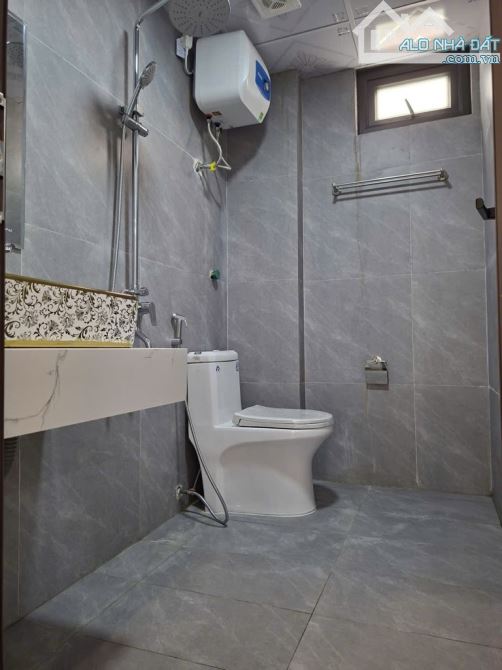 🔥 NHÀ PHỐ VIỆT HƯNG – SÁT VINHOMES – Ô TÔ TRÁNH – KD TỐT – CHỈ 5,9 TỶ! 🔥 - 5