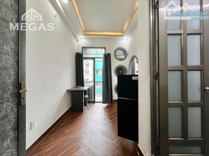 Phòng quận 3 đường lê văn sỹ ban công 30m2 - 5
