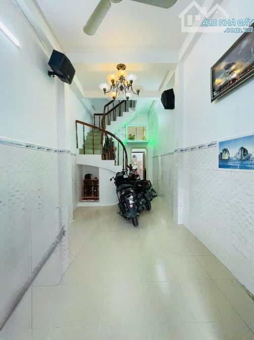 QUẬN 10 – HẺM OTO TRÁNH – 57M² – 4 TẦNG – KHU SẦM UẤT – NHỈNH 10 TỶ - 5