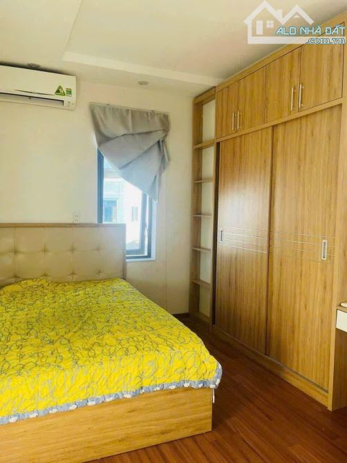 Cho thuê nhà 5 tầng kiệt ô tô Nguyễn Hữu Thọ, Hoà Thuận Tây, Hải Châu. DT 40m2. Giá 15tr - 5