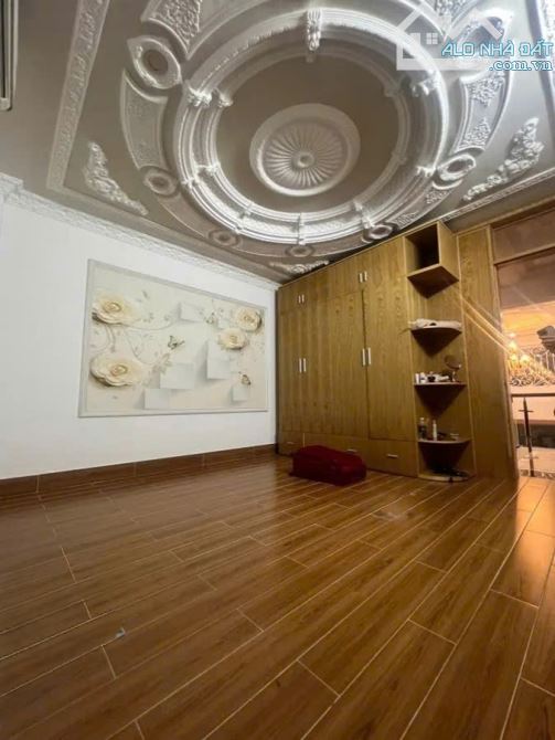 BÁN NHÀ HẺM 8M TRƯƠNG THỊ HOA,5 TẦNG, 55M2, GIÁ 7,5(TL) - 5