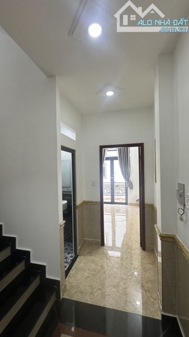 Nhà hẻm xe hơi gần mặt tiền đường Trần Thị Năm,P.Tân Chánh Hiệp Q12- 4,3x12m-4 tầng-6,1 tỷ - 5