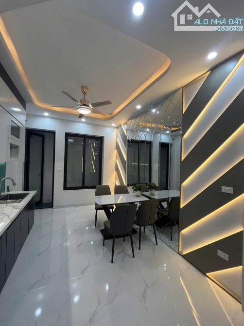 Giáp Nhị - Hoàng Mai 45/48 x 4 tầng, mặt tiền 3.5m, giá 10.68 tỷ thương lượng - 5