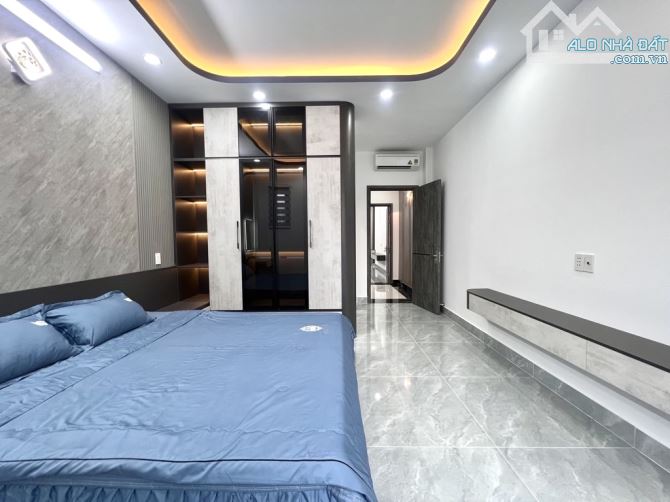Nhà Phố 3 Tầng - Gần Trung Tâm Quận 7 - 4x16 - Nhỉnh 5 Tỷ - 5