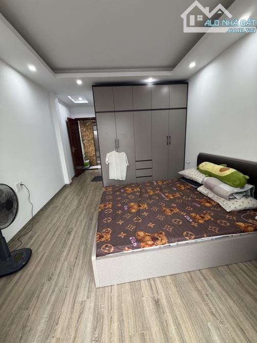 Nhà đẹp lung linh, gần cầu Chương Dương, 35m2- 6T- thang máy, ô tô tránh - 5