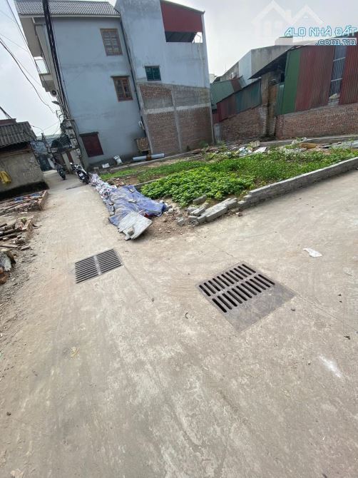 PHƯỜNG PHÙ KHÊ, BẮC NINH 📐 Diện tích: hơn 40m2 ➡️ Mặt tiền: 4m – Mặt hậu: nở , cực đẹp 📍 - 5