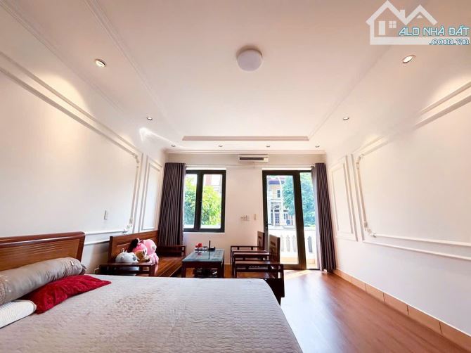 Bán nhà mặt phố khu Đông Nam Cường, TP Hải Dương, 81m2, 3 tầng, 4 ngủ, mt 4.5m, hè 5m - 5