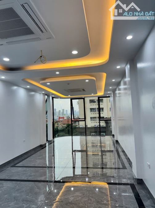 MẶT PHỐ - Q. CẦU GIẤY - LÔ GÓC - 1 HẦM 8 NỔI - THÔNG SÀN KD - VỈA HÈ - CHỈ NHỈNH 50 TỶ - 10