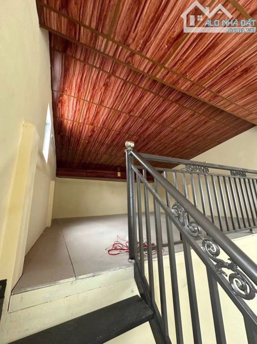 Nhà nguyên căn đầy đủ nội thất cách trường đại học sư phạm 2km - 6