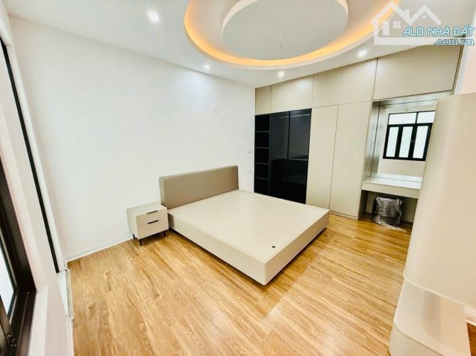 ĐỘI CẤN – 36M² – NHÀ 5 TẦNG HIỆN ĐẠI – Ở NGAY – SỔ ĐỎ CHÍNH CHỦ – 8.9 TỶ - 6