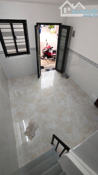Nhà Hẻm 3 Gác Tân Mỹ DT 15.6M2 (3mx5.5m) Kết Cấu 3 Tầng Cách Mặt Tiền 10M Giá 2T9 Còn TL - 6