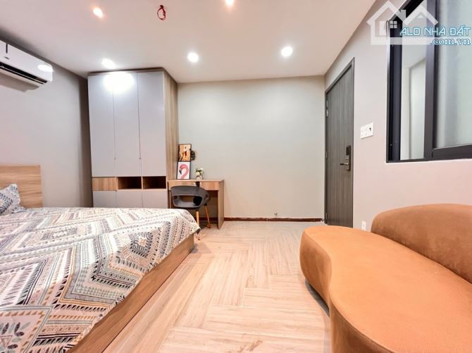 SIÊU PHẨM MẶT TIỀN GÒ VẤP - 9 TẦNG -CÓ HẦM - THANG MÁY - DÒNG TIỀN 200 TRIỆU/THÁNG - 6