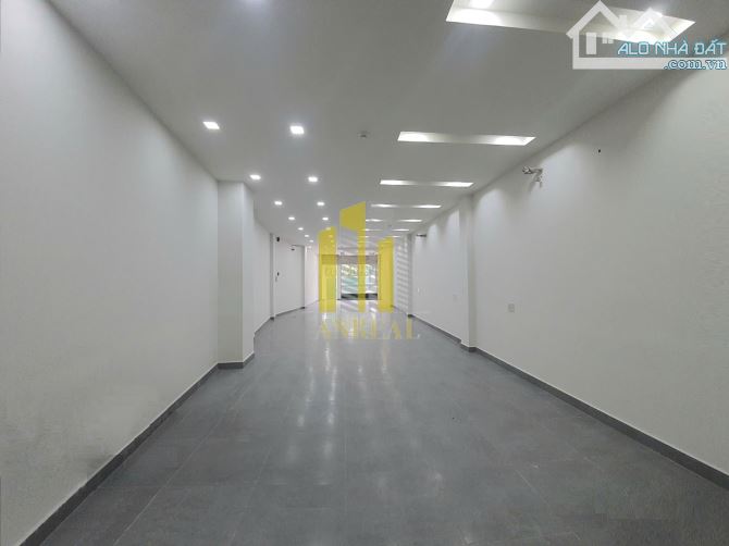 CHO THUÊ TÒA VĂN PHÒNG TRUNG TÂM THẢO ĐIỀN – HẦM 4 LẦU THANG MÁY, SÀN TRỐNG - 6