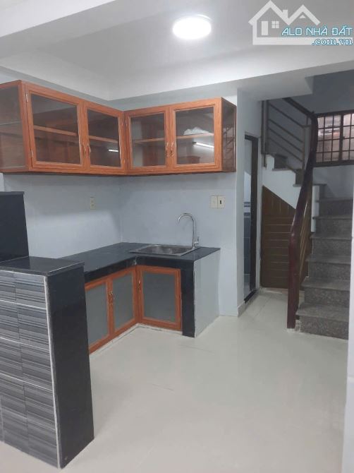 Bán nhà 4 tầng đường Nguyễn Tiểu La Quận 10 dt( 3 x 8.5m) giá 5 tỷ 150 triệu - 6