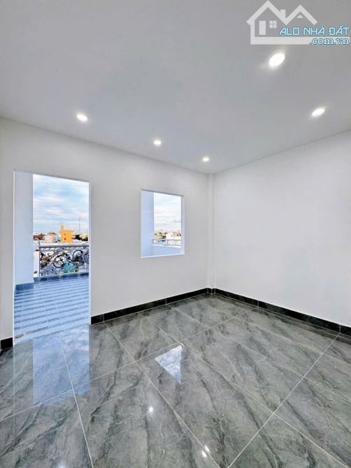 nhà mặt tiền nguyễn văn trỗi, 1 trệt 3 lầu sang trọng, giá bán 4 tỷ 990 triệu - 6