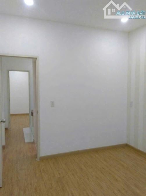 Bán nhà 1 trệt 1 lầu mới đẹp sổ riêng thổ cư gần ngã ba thành,  Trung Dũng - 6
