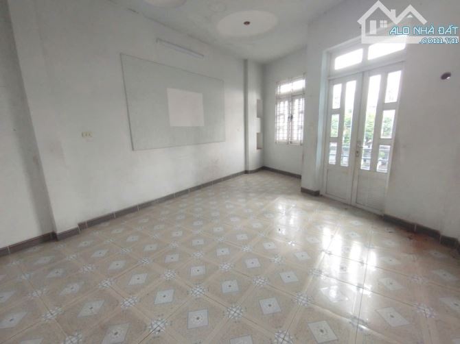 Cho thuê nhà nguyên căn 1 trệt 1 lầu đường Huỳnh Văn Nghệ, phường Bửu Long - 6