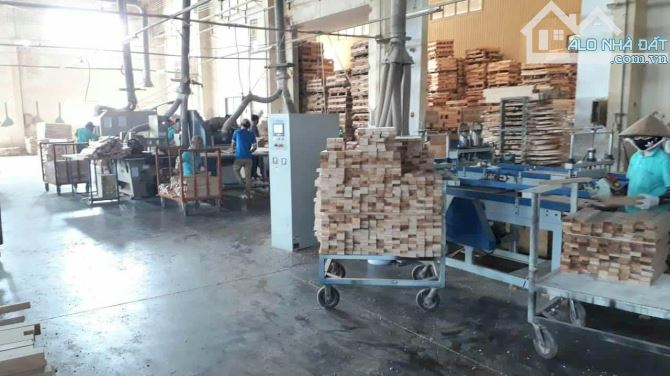 Bán Nhà Xưởng 7000m2 , Full SKC,  Dĩ An , Tp HCM , chỉ 10tr/m2 - 5