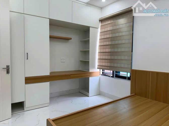 Siêu hiếm hoàng quốc việt ô tô 65m2 x 6T thang máy 26tỷ5 - 6