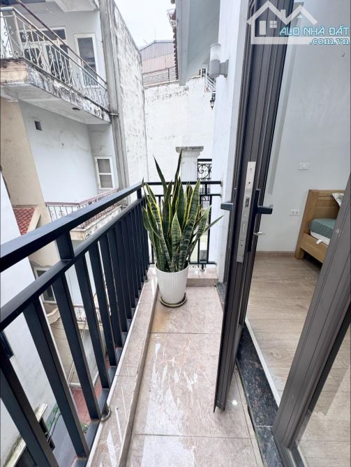 HO THNHÀ 5 TẦNG – PHỐ TỪ HOA – 100m² – SÂN VƯỜN – 4 PHÒNG NGỦ KHÉP KÍN – GẦN HỒ TÂY - 6
