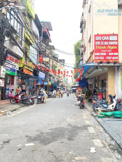 Nhà Full Nội Thất - Ngõ Thông Sáng - Thịnh Quang - DĐa - Dt : 28m2/5tầng*nhỉnh 6 tỷ - 6