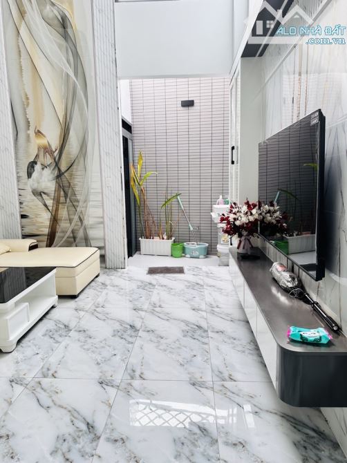 Bán nhà đẹp 53m² 4 tầng, Q12 Thạnh Xuân gần Hà Huy Giáp-Khu nhà cao tầng,Giá chỉ 6.35 tỷ - 6