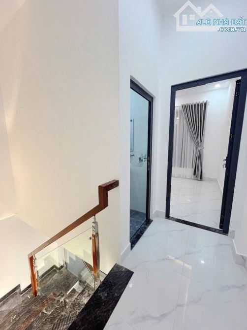 NHỈNH 4 TỶ XÍU -KHU VIP LÊ VĂN QUỚI - HẺM XE HƠI - GIÁP TÂN PHÚ  - 41M2 - SỔ ĐẸP NỞ HẬU TÀ - 6
