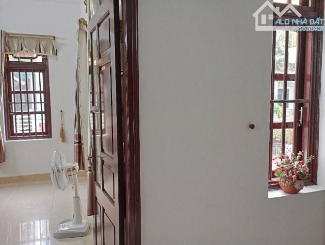 12.x tỷ/ 127 m2 / 12 M tiền/ Trục Chính Mặt Phố Tô Hiệu.Văn giang - 6