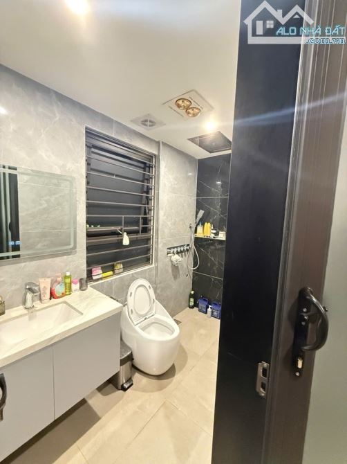 💥 GIẢM CHÀO 900 TRIỆU – GIÁ MỚI 16 TỶ 💥  🌹 CỰC PHẨM NGỌC LÂM CÓ 102 – 7.5 TẦNG THANG MÁ - 6