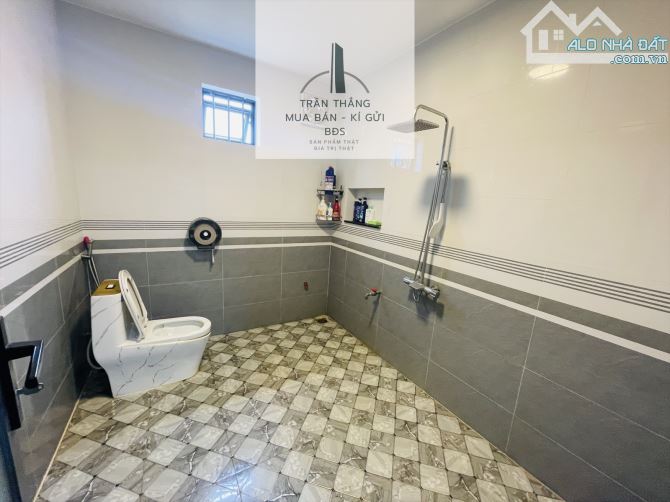 Bán Đất Tặng Căn Nhà Mới Xây - KDC - Nhà Đẹp - 7